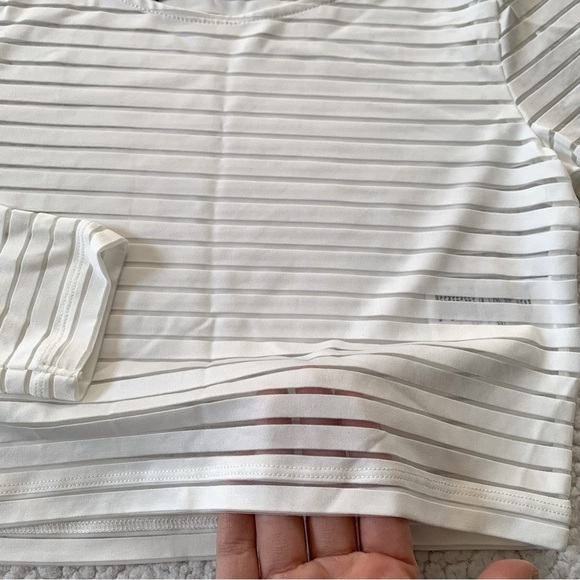 H&M Cropped Transparent Long Sleeve Top - Picture 3 of 8
